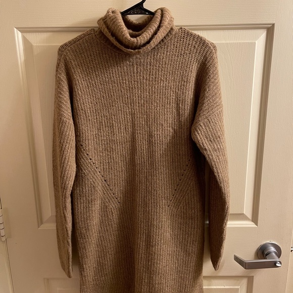 Abercrombie Turtleneck Sweater Dress 